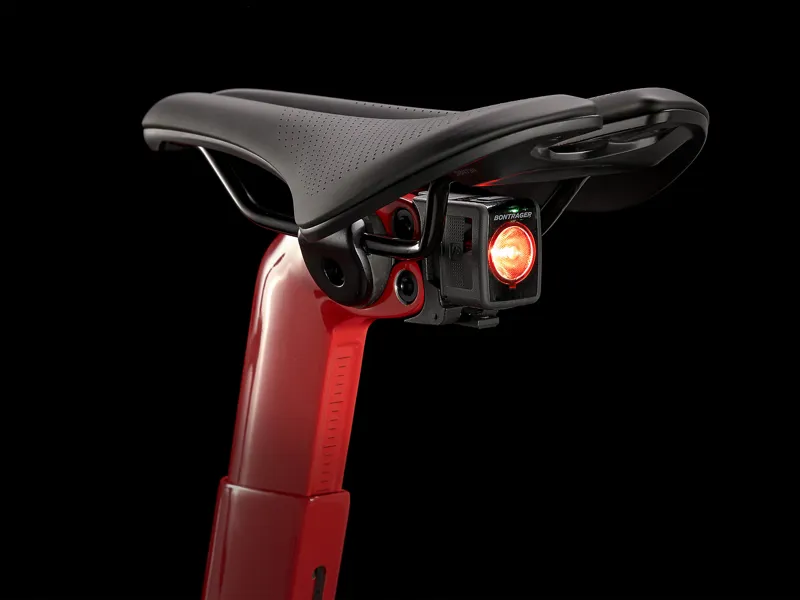 2022 Madone SLR 6 Etap Road Bike Navy Carbon Smoke and Viper Red-5